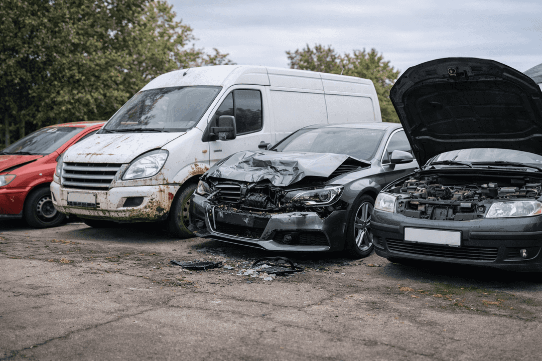 Welche Fahrzeuge ? die Autoverwertung in Coburg übernimmt – Teileträger bis Motorschaden